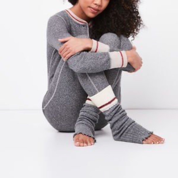 Roots - EUC Waffle Knit Onesie - Picture 3 of 10